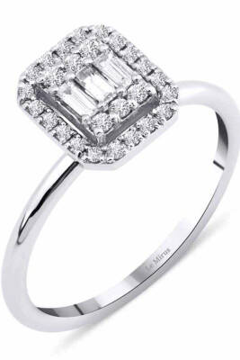 0.31 Karat Pırlanta Baget Yüzük