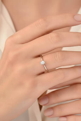 0.50 Karat Pırlanta Oval Tektaş Yüzük - 3