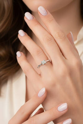 0.20 Karat Pırlanta Tektaş Yüzük - 3